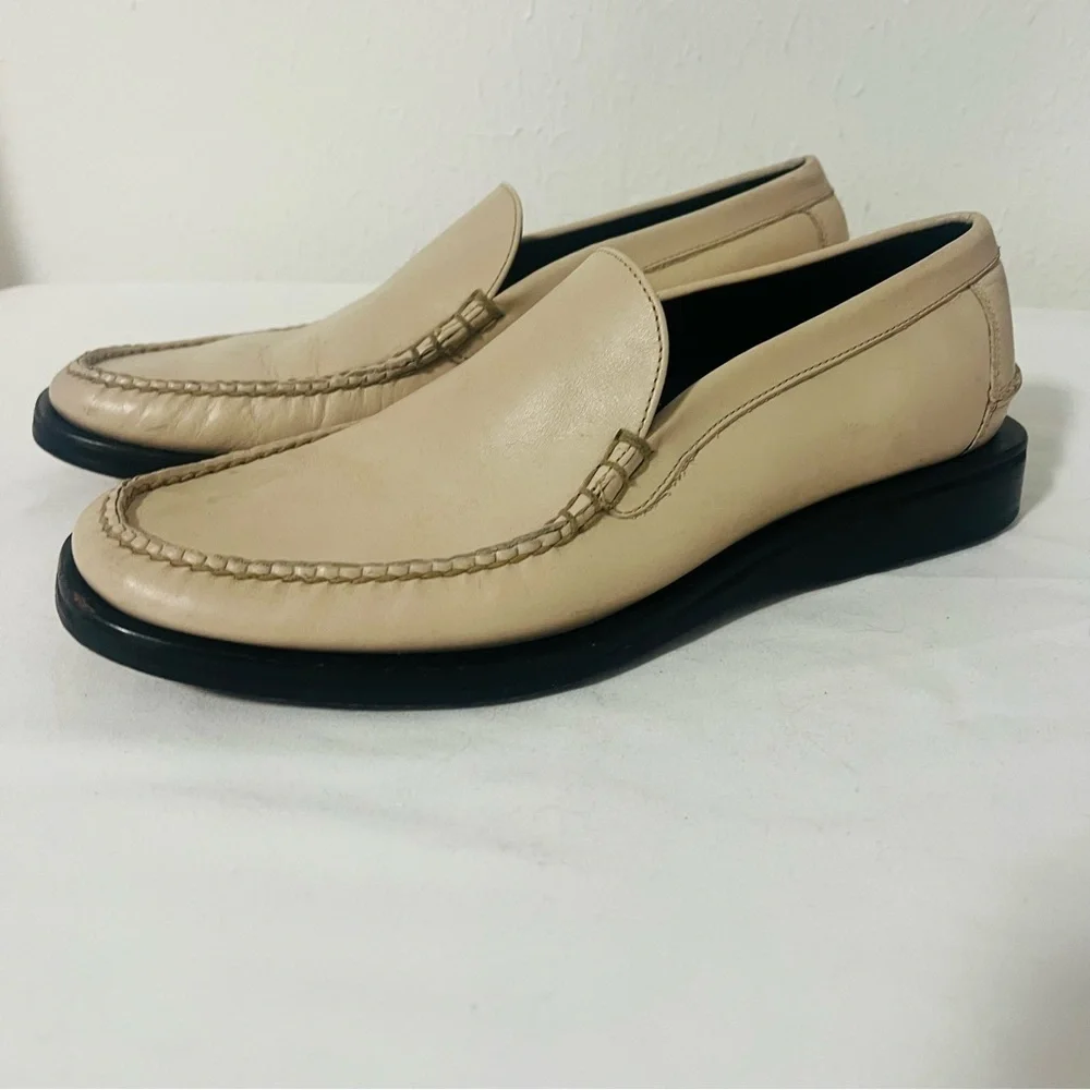 Cole Haan Men’s 10M Cream Leather Loafers with Moccasin Stitching Business